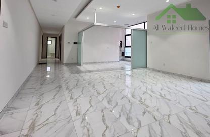 Apartment - 2 Bedrooms - 2 Bathrooms for rent in Hidd - Muharraq Governorate