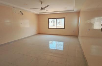 Apartment - 3 Bedrooms - 2 Bathrooms for rent in Busaiteen - Muharraq Governorate