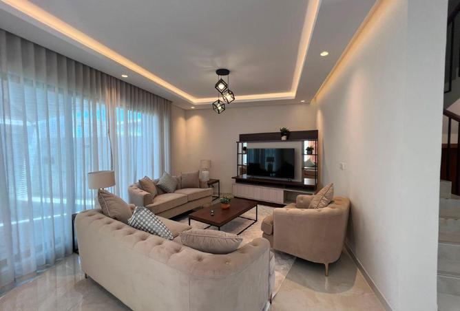 54829298 - Property Main Image