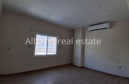 Apartment - 3 Bedrooms - 3 Bathrooms for rent in Hidd - Muharraq Governorate