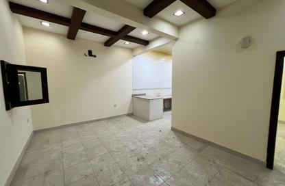 Villa - 7+ - 7+ for sale in Arad - Muharraq Governorate