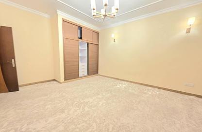 Apartment - 3 Bedrooms - 3 Bathrooms for rent in Segaya - Manama - Capital Governorate