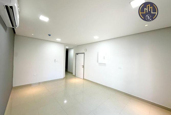 994189 - Property Image 2