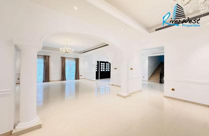 Villa - 4 Bedrooms - 5 Bathrooms for rent in Saar - Northern Governorate