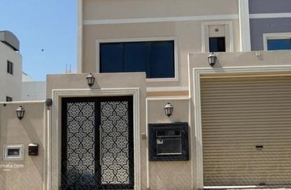 Villa - 5 - 6 for sale in Hamad Town - Northern Governorate