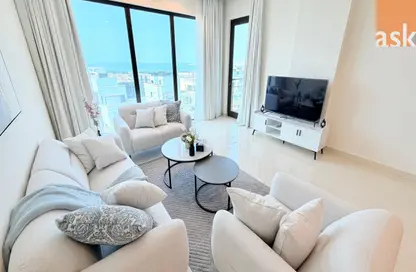 Apartment - 2 Bedrooms - 3 Bathrooms for rent in Reef Island - Capital Governorate