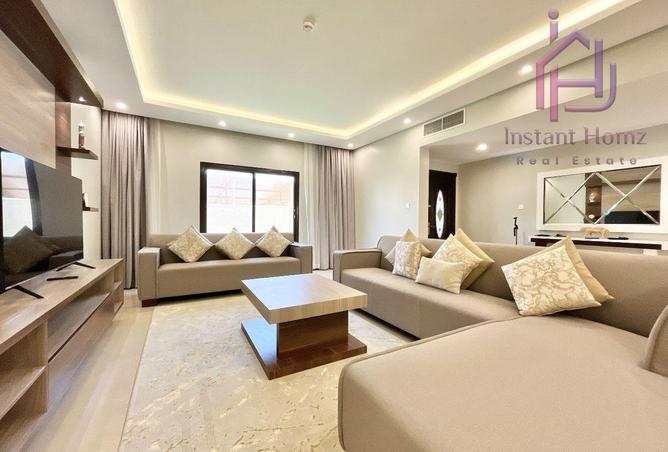 998674 - Property Image 2