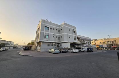 عمارة بالكامل - استوديو - 6 حمامات للبيع في مدينة عيسى - المحافظة الوسطى