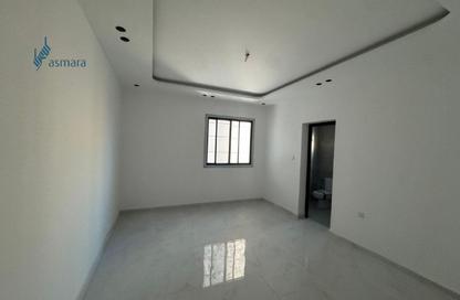 Apartment - 6 Bedrooms - 5 Bathrooms for sale in Hidd - Muharraq Governorate Apartment - 6 Bedrooms - 5 Bathrooms for sale in Hidd - Muharraq Governorate