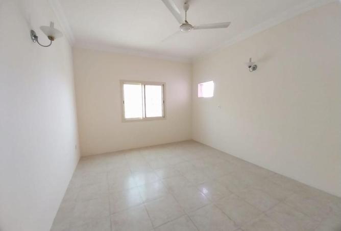 999277 - Property Image 3