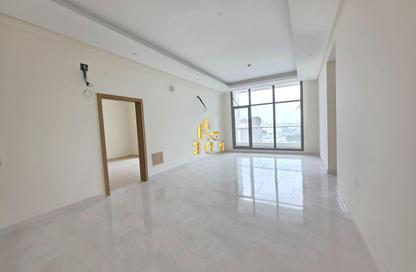 Apartment - 3 Bedrooms - 2 Bathrooms for rent in Jeblat Hebshi - Northern Governorate