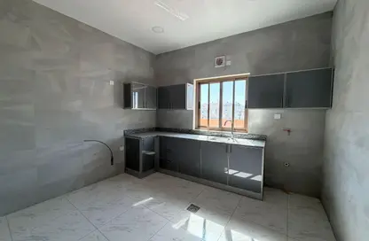 Apartment - 3 Bedrooms - 4 Bathrooms for rent in Jid Ali - Central Governorate