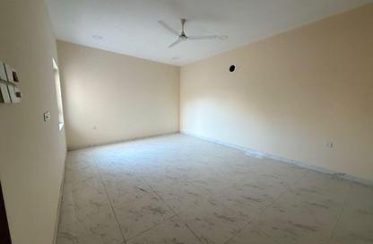 Apartment - 3 Bedrooms - 4 Bathrooms for rent in Jid Ali - Central Governorate