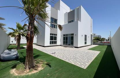 Compound - 4 Bedrooms - 5 Bathrooms for rent in Hamala - Northern Governorate Compound - 4 Bedrooms - 5 Bathrooms for rent in Hamala - Northern Governorate
