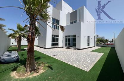 Compound - 4 Bedrooms - 5 Bathrooms for rent in Hamala - Northern Governorate Compound - 4 Bedrooms - 5 Bathrooms for rent in Hamala - Northern Governorate