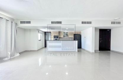 Apartment - 3 Bedrooms - 3 Bathrooms for rent in Amwaj Avenue - Amwaj Islands - Muharraq Governorate