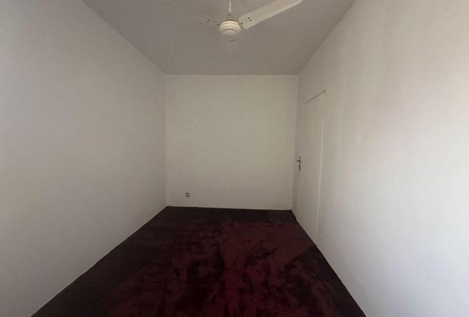 51718668 - Property Image 3