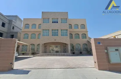 Villa - 7+ Bedrooms - 7+ Bathrooms for sale in Sanad - Central Governorate