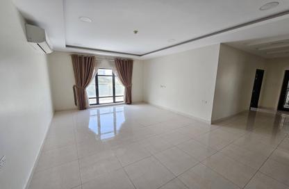 Apartment - 2 Bedrooms - 2 Bathrooms for rent in Saar - Northern Governorate Apartment - 2 Bedrooms - 2 Bathrooms for rent in Saar - Northern Governorate