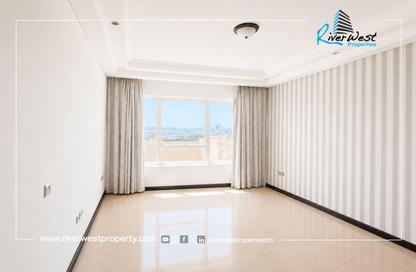 Apartment - 2 Bedrooms - 2 Bathrooms for rent in Abraj Al Lulu - Manama - Capital Governorate