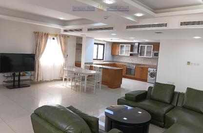 Apartment - 3 Bedrooms - 3 Bathrooms for rent in Bu Ashira - Capital Governorate
