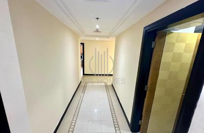 Apartment - 3 Bedrooms - 4 Bathrooms for rent in Sanabis - Manama - Capital Governorate