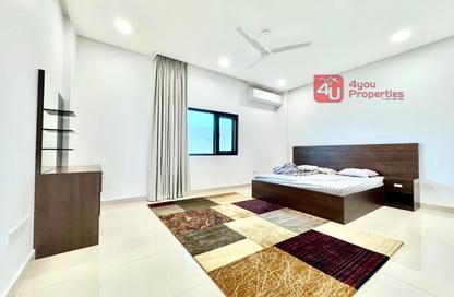 Apartment - 2 Bedrooms - 3 Bathrooms for rent in Mahooz - Manama - Capital Governorate