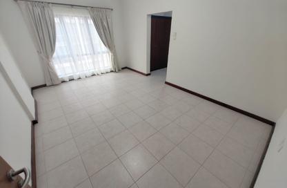 Apartment - 2 Bedrooms - 2 Bathrooms for rent in Zinj - Manama - Capital Governorate