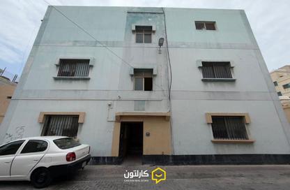 عمارة بالكامل - 2 غرف نوم - 2 حمامات للبيع في الرفاع الشرقي - الرفاع - المحافظة الجنوبية