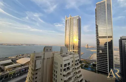 Apartment - 2 Bedrooms - 4 Bathrooms for rent in Al Juffair - Capital Governorate