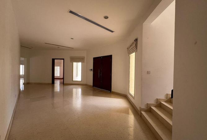 53433388 - Property Image 2
