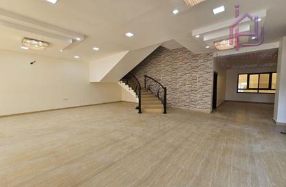 Villa - 5 Bedrooms - 6 Bathrooms for sale in Tubli - Central Governorate