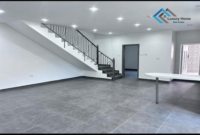 52327450 - Property Image 2