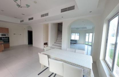 Villa - 3 Bedrooms - 4 Bathrooms for rent in Janabiya - Northern Governorate