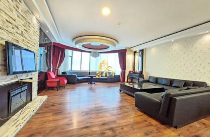 Apartment - 2 Bedrooms - 3 Bathrooms for rent in Al Juffair - Capital Governorate Apartment - 2 Bedrooms - 3 Bathrooms for rent in Al Juffair - Capital Governorate