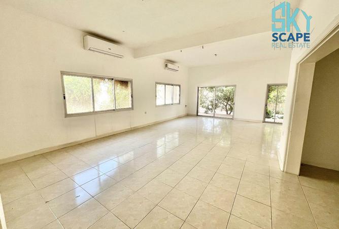 51442259 - Property Image 3