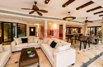 Villa - 4 - 3 for rent in Saar - Northern Governorate