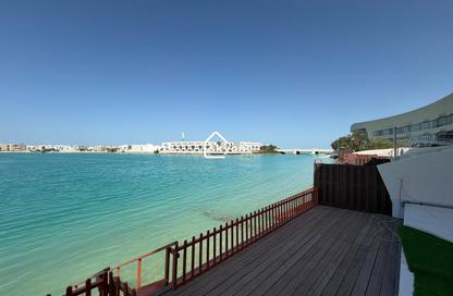 Villa - 4 Bedrooms - 5 Bathrooms for rent in Amwaj Avenue - Amwaj Islands - Muharraq Governorate