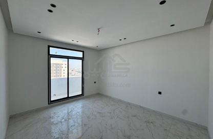 Duplex - 4 Bedrooms - 5 Bathrooms for sale in Al Bahair - Riffa - Southern Governorate
