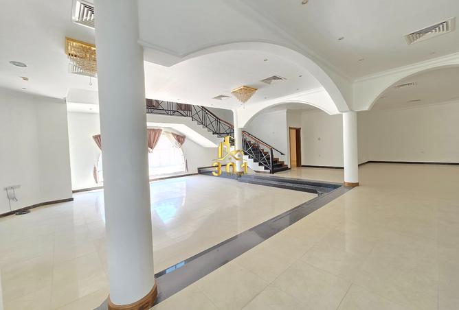 1003070 - Property Image 2