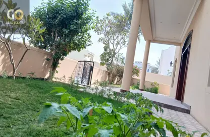 فيلا - 4 غرف نوم - 5 حمامات للايجار في سار - المحافظة الشمالية