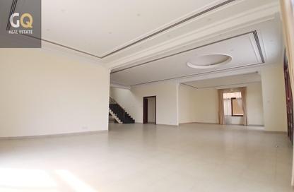 Villa - 4 Bedrooms - 5 Bathrooms for rent in Saar - Northern Governorate