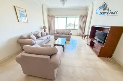 Apartment - 2 Bedrooms - 3 Bathrooms for rent in Exhibition Road - Hoora - Capital Governorate