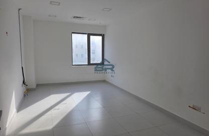 Office Space - Studio - 2 for rent in Seef - Capital Governorate