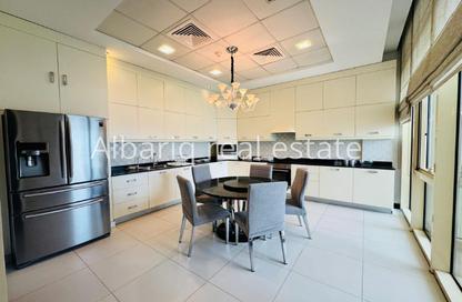 Penthouse - 3 Bedrooms - 5 Bathrooms for rent in Reef Island - Capital Governorate