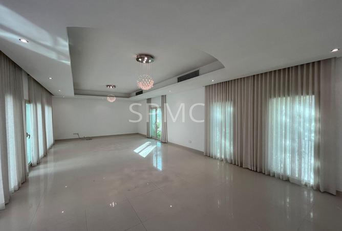 993901 - Property Image 2