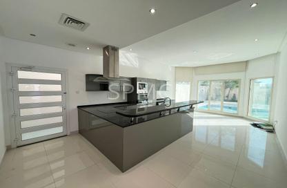Villa - 4 Bedrooms - 5 Bathrooms for rent in Janabiya - Northern Governorate