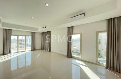 Villa - 4 Bedrooms - 5 Bathrooms for rent in Janabiya - Northern Governorate