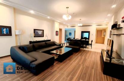 Apartment - 2 Bedrooms - 4 Bathrooms for rent in Al Juffair - Capital Governorate