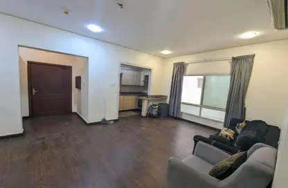 Apartment - 2 Bedrooms - 2 Bathrooms for rent in Janabiya - Northern Governorate Apartment - 2 Bedrooms - 2 Bathrooms for rent in Janabiya - Northern Governorate